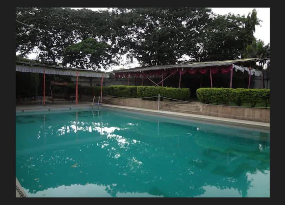The Pride Hotel, Nagpur Exterior foto