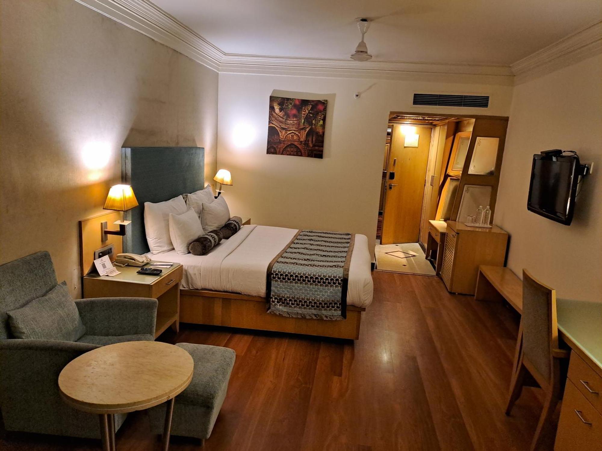 The Pride Hotel, Nagpur Exterior foto